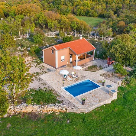 1 Bedroom Amazing In *