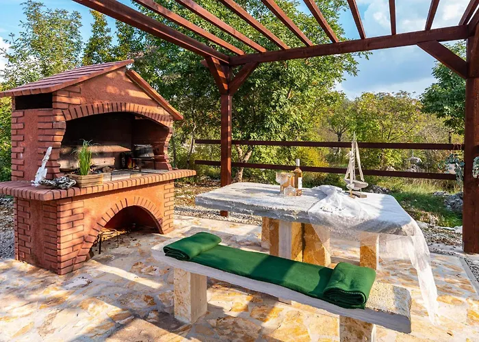1 Bedroom Amazing In *