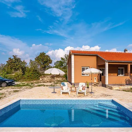 1 Bedroom Stunning In Zelengrad