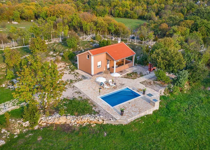 1 Bedroom Amazing In *